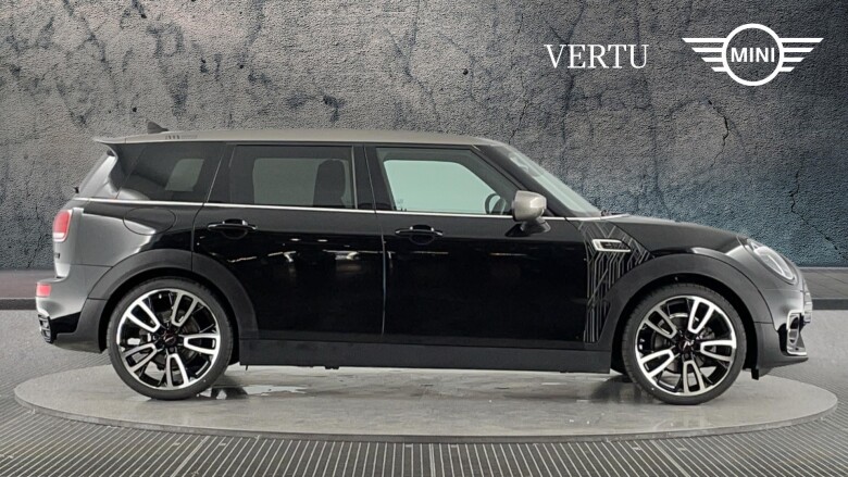 MINI Clubman 1.5 Cooper Shadow Edition 6dr Petrol Estate